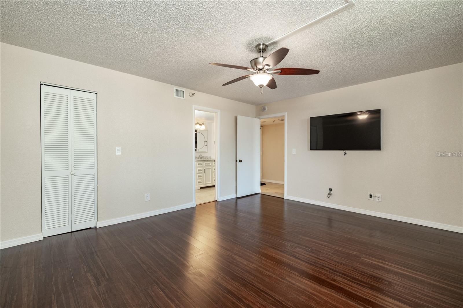 PELICAN BAY YACHT CLUB CONDO BLDG A - Residential Lease