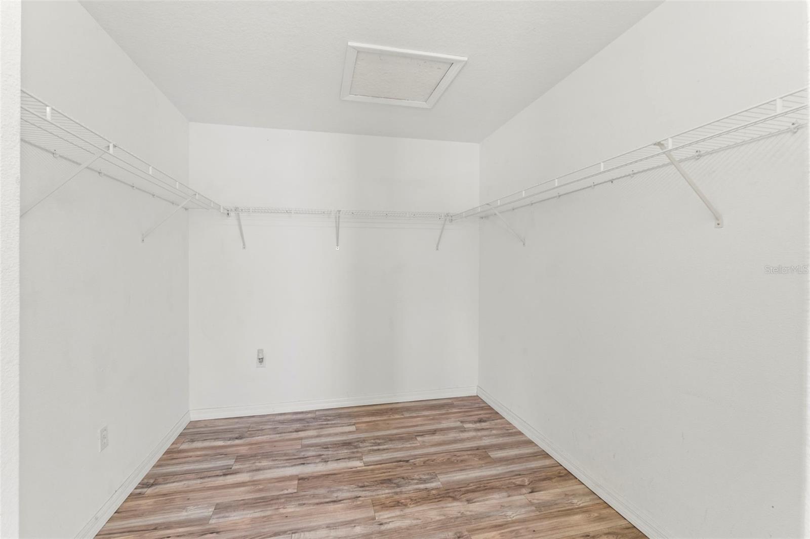 SILVER RIDGE - Residential