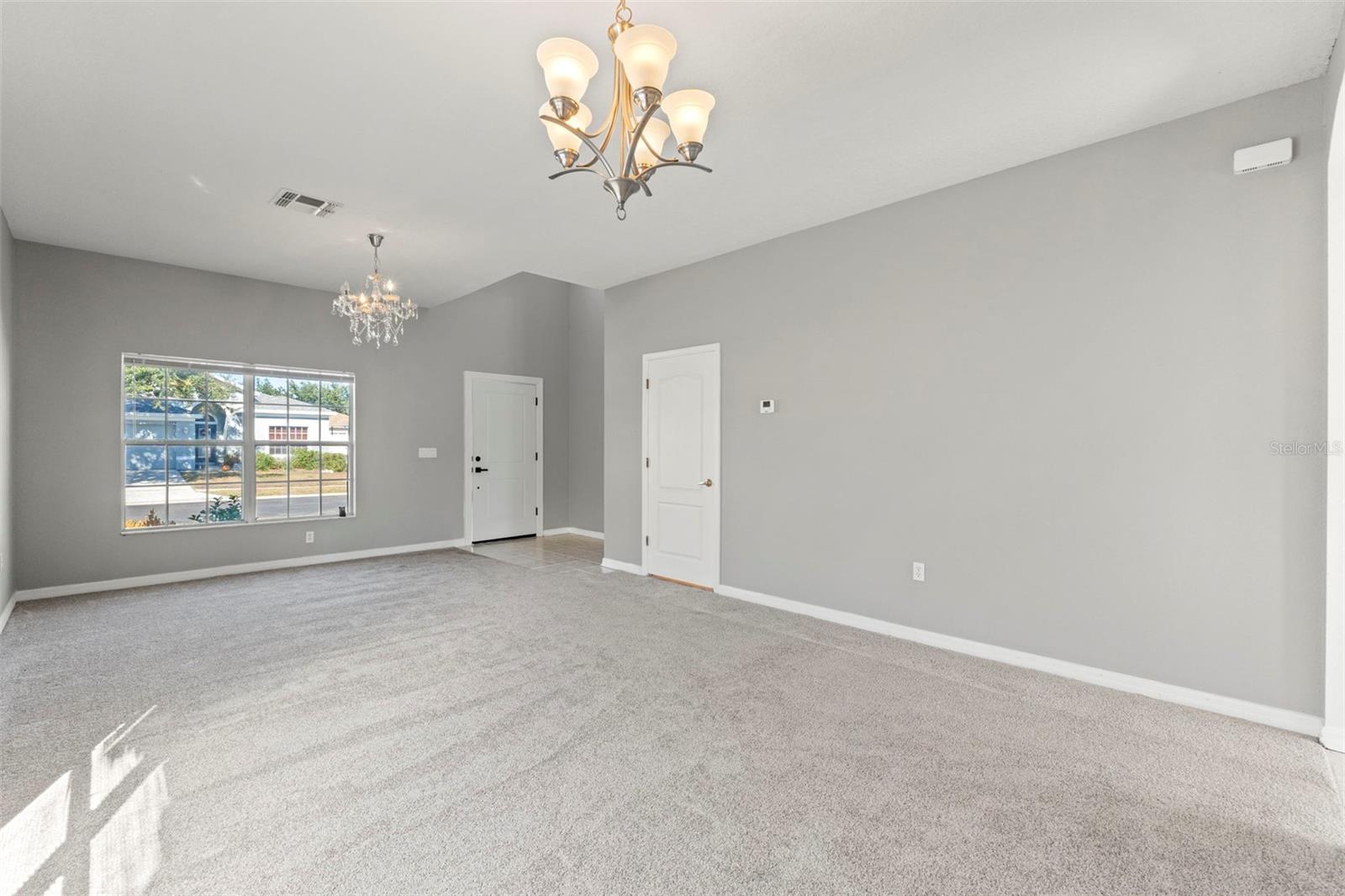 SILVER RIDGE - Residential