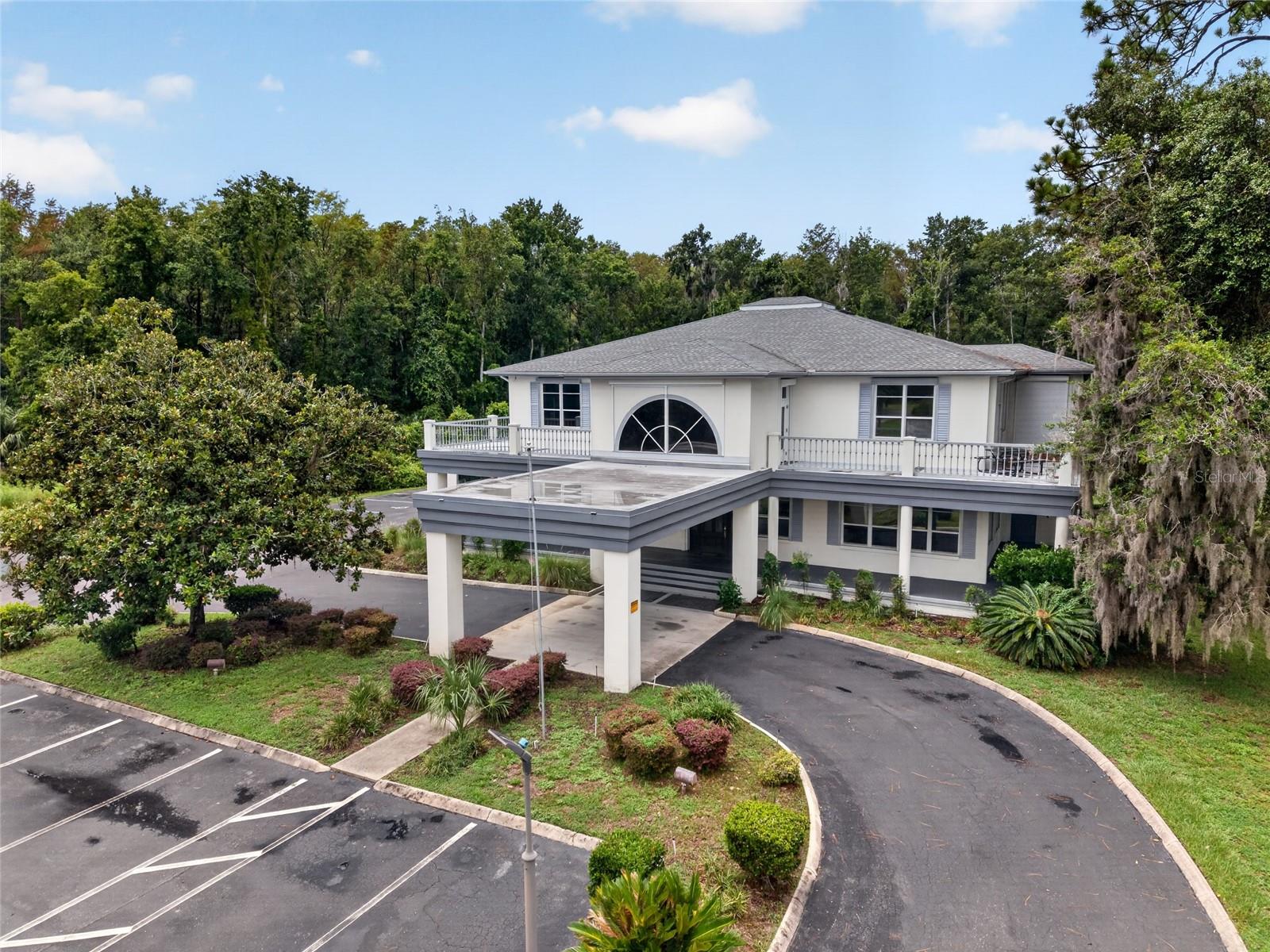268 S SUNCOAST BOULEVARD