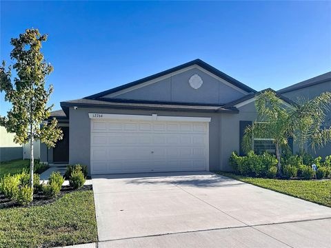 Photo of 12764 Weston Oaks Lane, Riverview, FL 33579 (MLS # S5135390)