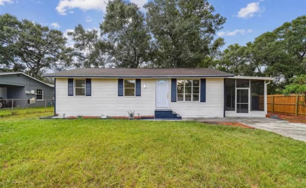 Welcome to this renovated house. Ready for 1st home buyers or investor. Current occupied by tenants. Please do not disturb tenants. Current lease will ends by 9/30/2025. Do not missed this great opportunity! Cozy and profitable property!