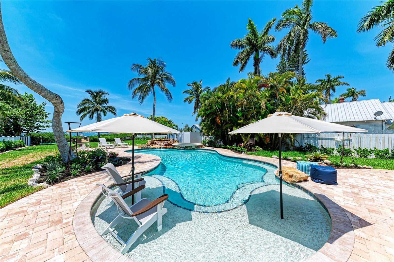 WILLIS ADD TO CORTEZ - Residential
