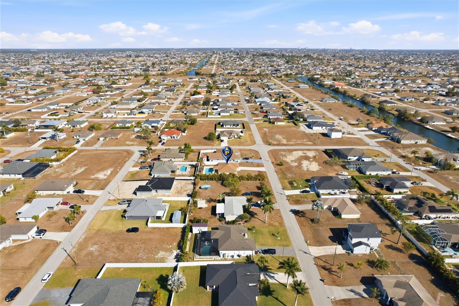 CAPE CORAL - Residential