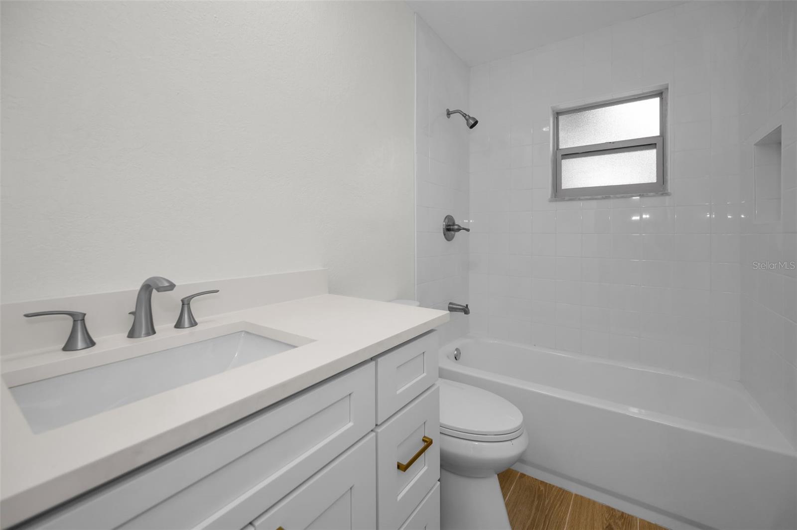 HUDSON BEACH ESTATES - Residential