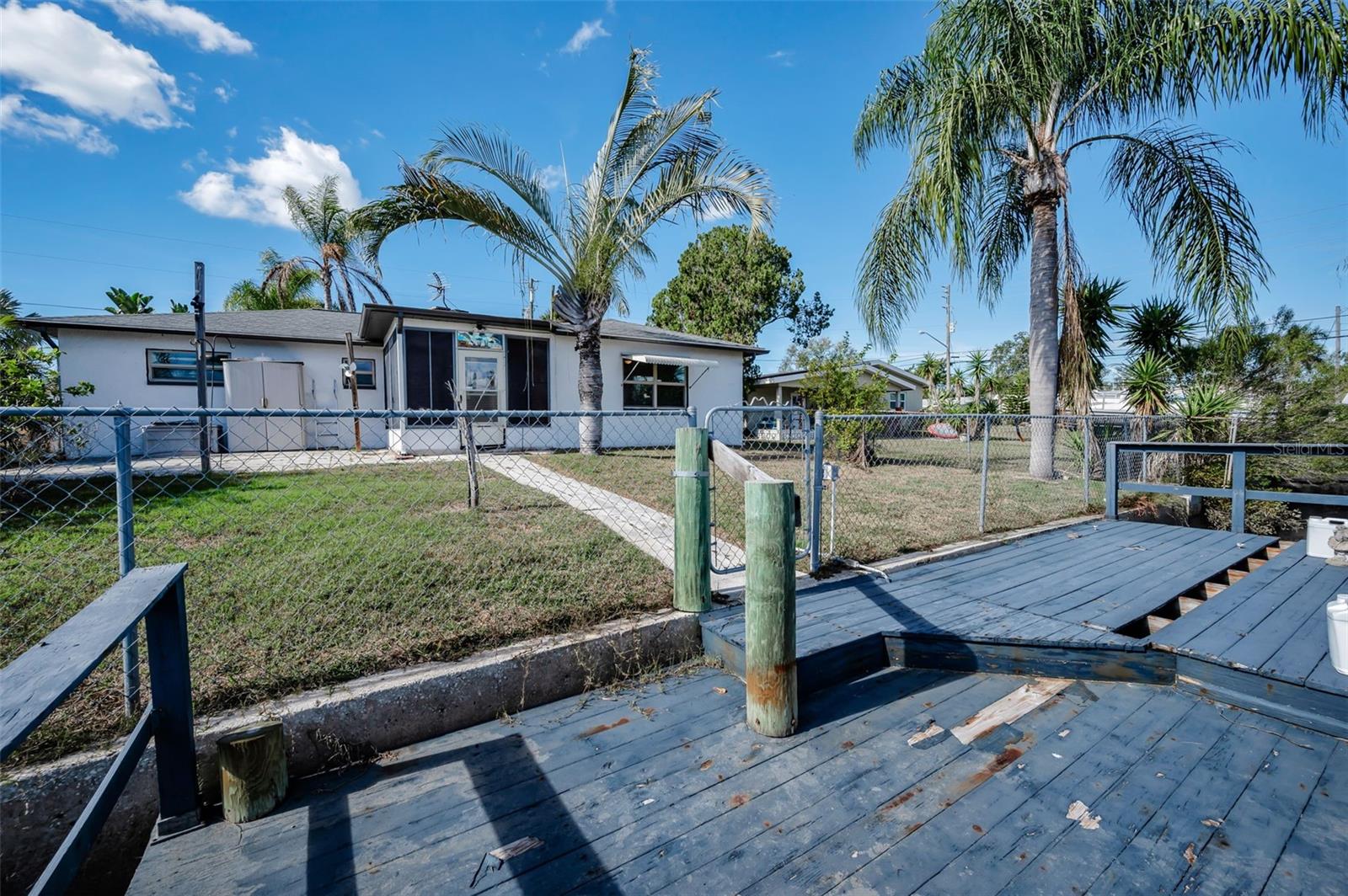 HUDSON BEACH ESTATES - Residential