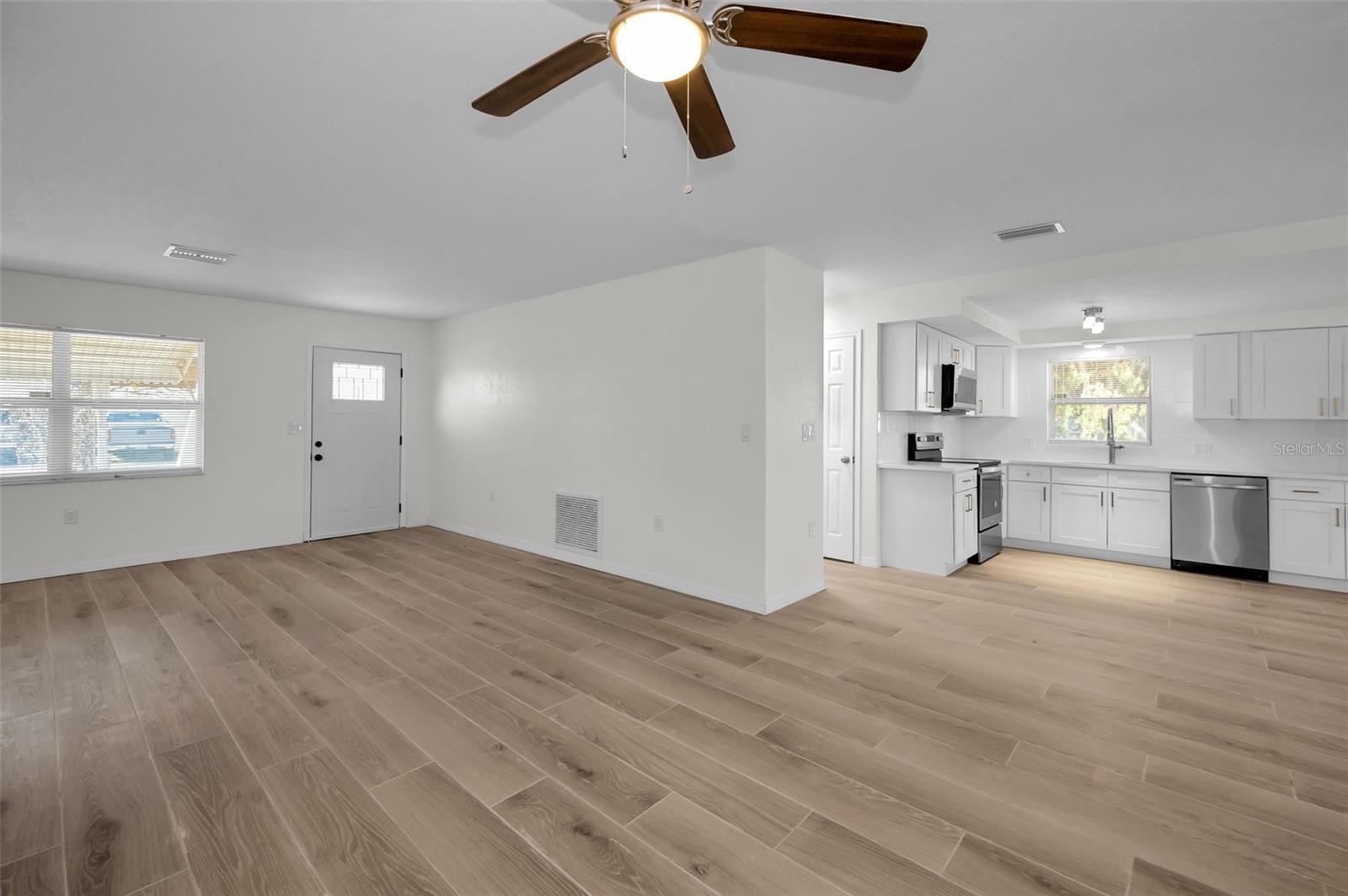 HUDSON BEACH ESTATES - Residential