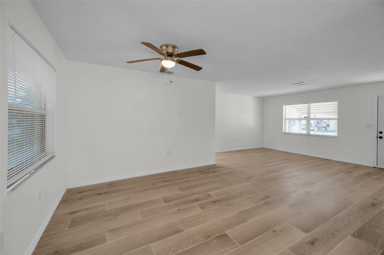 HUDSON BEACH ESTATES - Residential