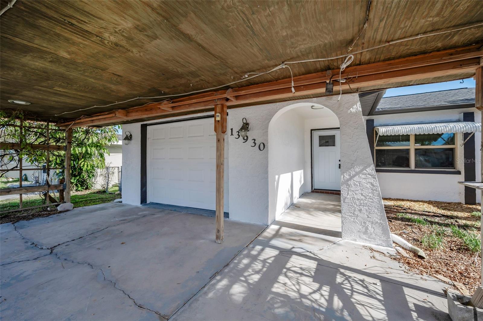 HUDSON BEACH ESTATES - Residential