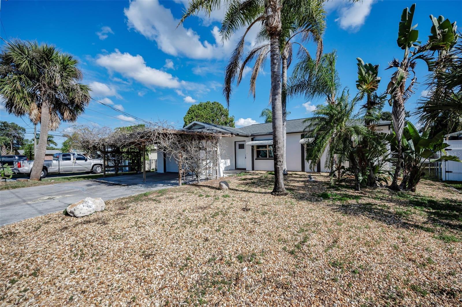 HUDSON BEACH ESTATES - Residential