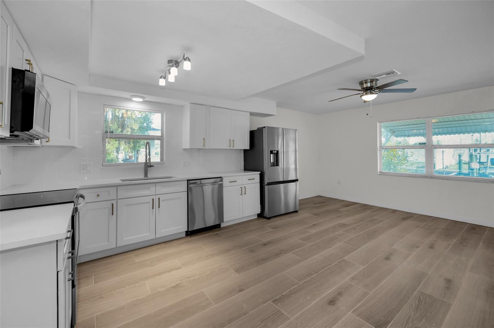 HUDSON BEACH ESTATES - Residential