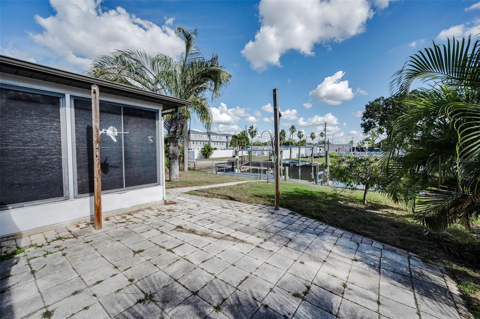 HUDSON BEACH ESTATES - Residential