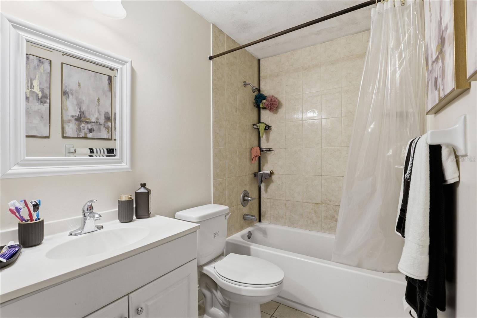 SERENOLA MANOR UNIT 2 NAPIER - Residential Income