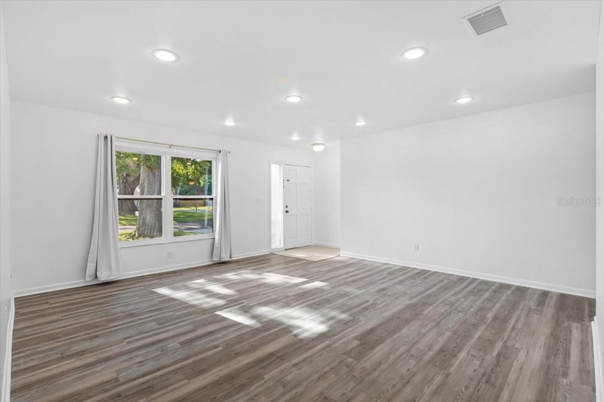 15118 BRUSHWOOD DRIVE
