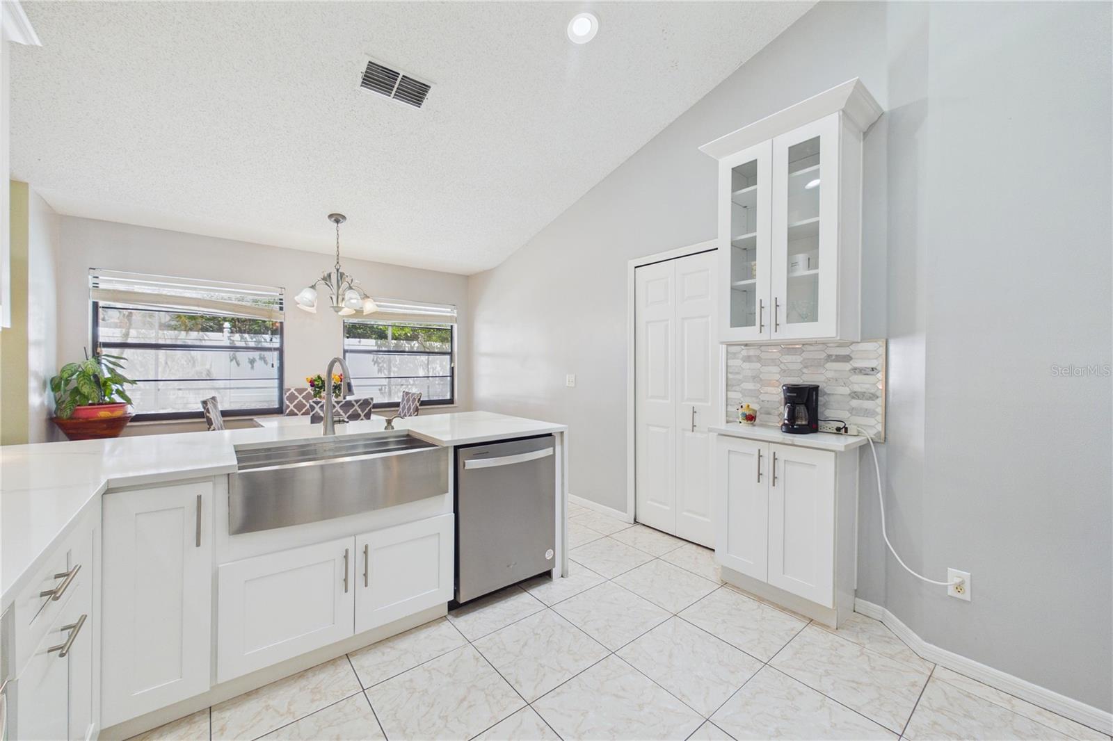 SUNCREST - Residential