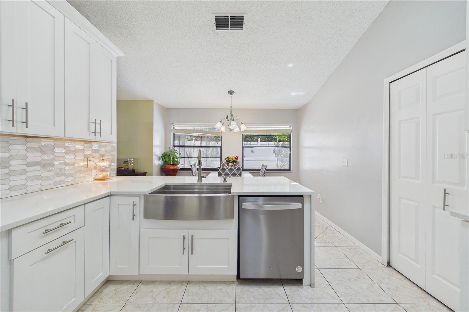 SUNCREST - Residential