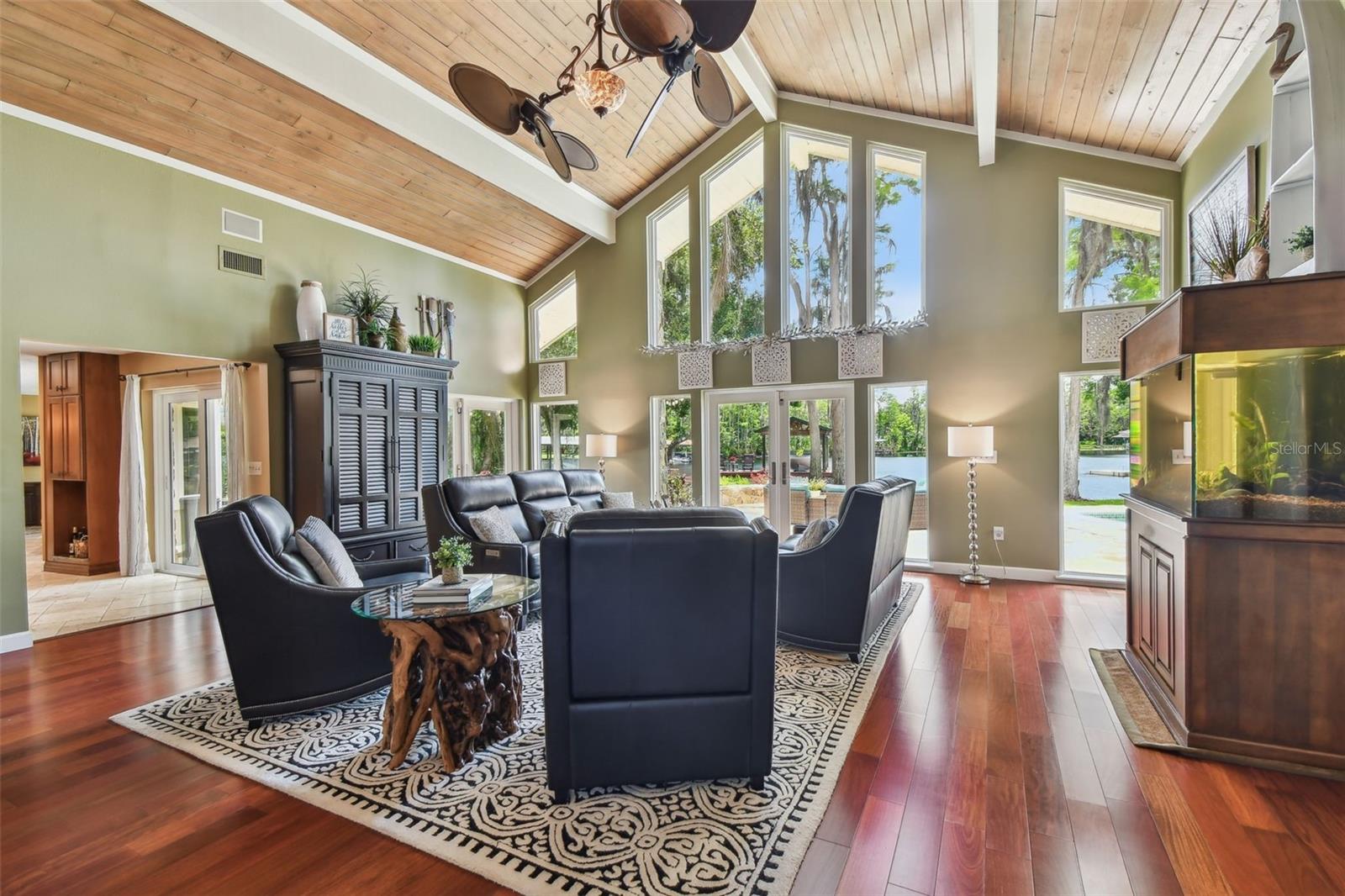PRETTY LAKE ESTATES - Residential