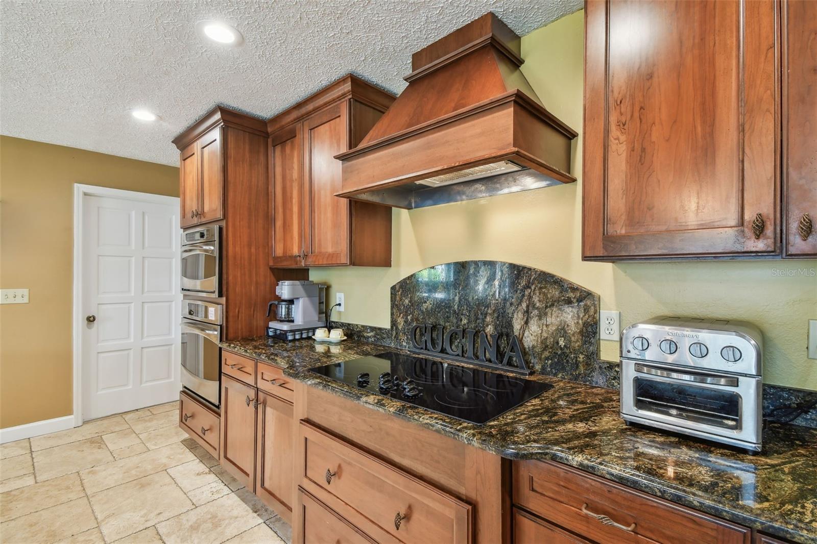 PRETTY LAKE ESTATES - Residential