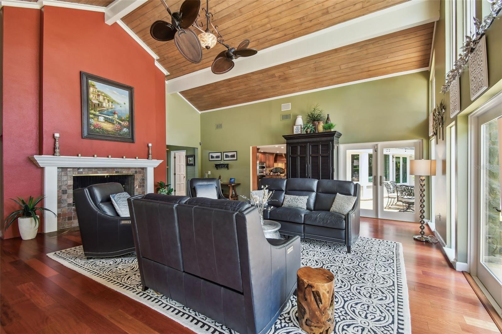PRETTY LAKE ESTATES - Residential