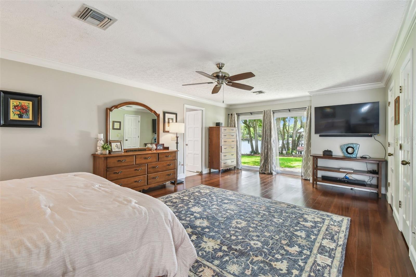 PRETTY LAKE ESTATES - Residential