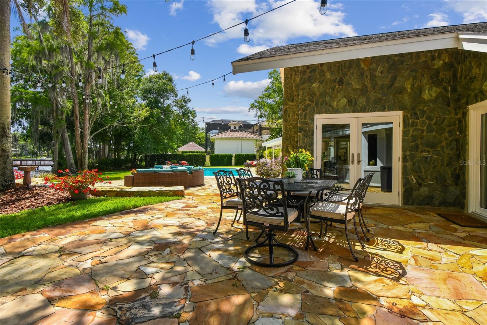 PRETTY LAKE ESTATES - Residential