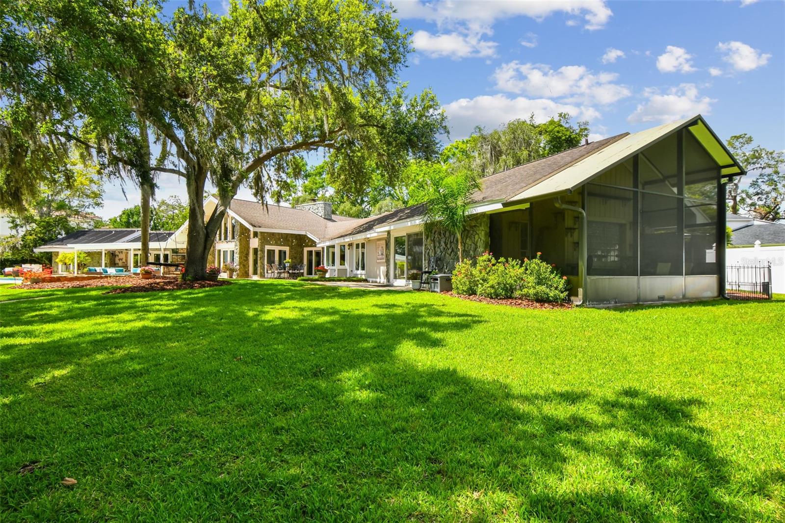 PRETTY LAKE ESTATES - Residential