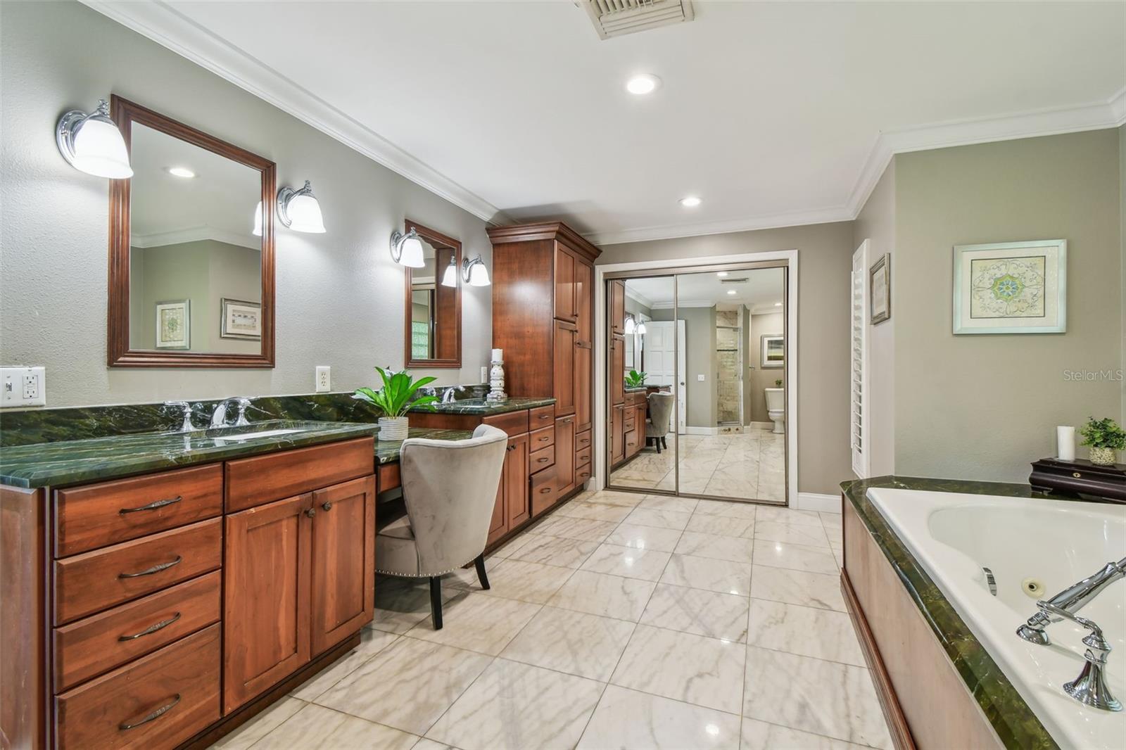PRETTY LAKE ESTATES - Residential