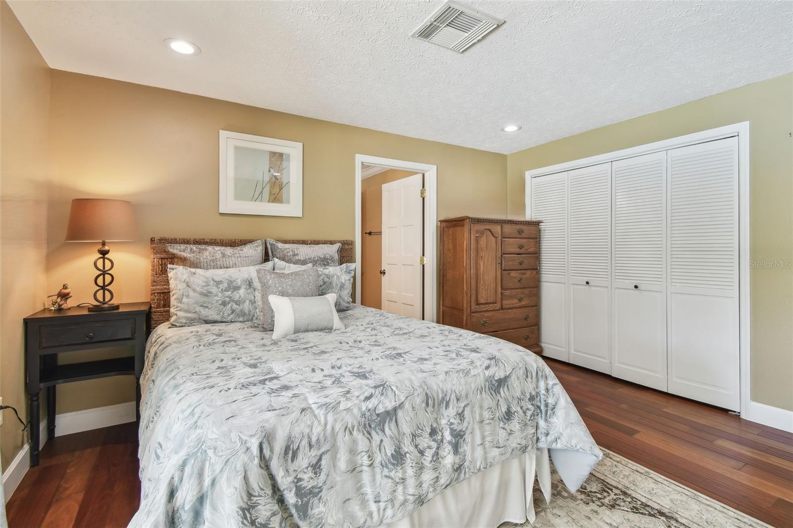 PRETTY LAKE ESTATES - Residential
