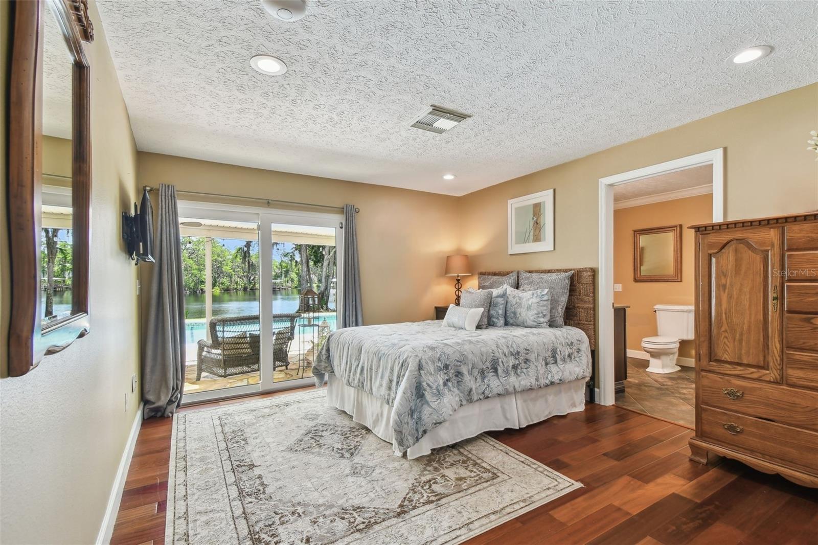 PRETTY LAKE ESTATES - Residential