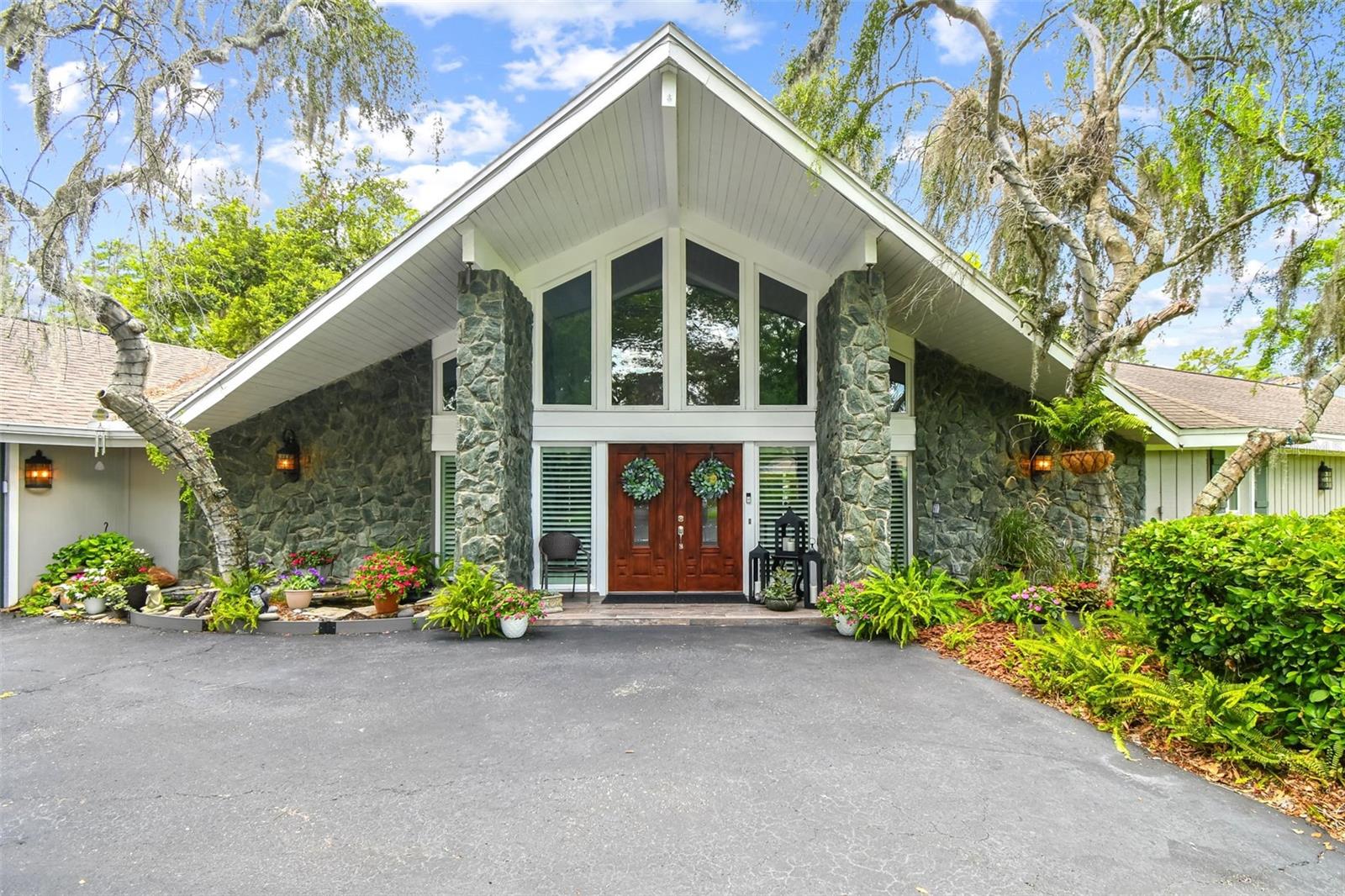 PRETTY LAKE ESTATES - Residential