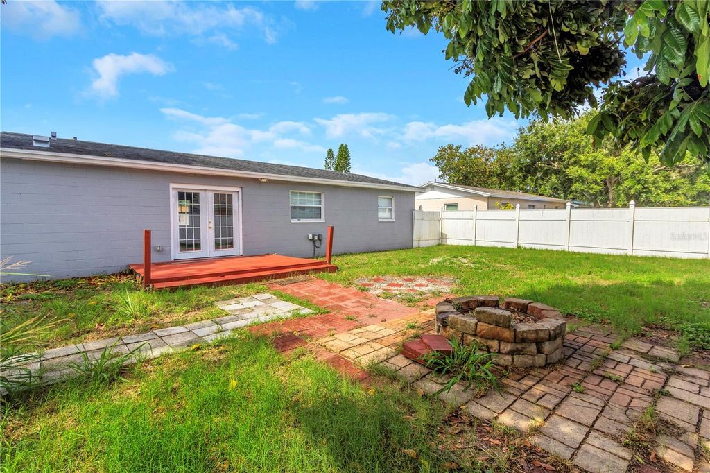 Photo of 11809 129th Avenue, Largo, FL 33778 (MLS # TB8390461)