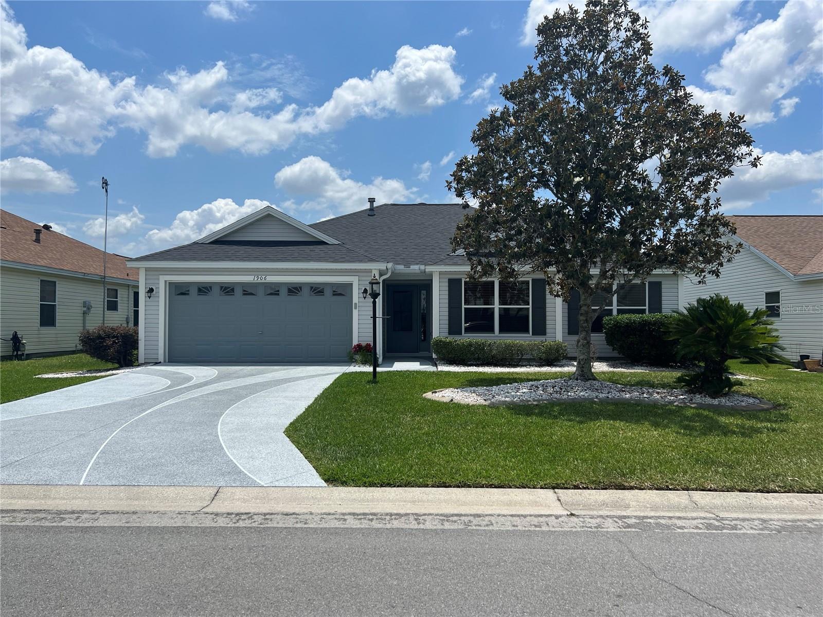 Come see this completely remodeled 3/2 bath home! 3rd bedroom does not have a closet. NEW ROOF and HVAC in JAN 2023! Stainless steel appliances. QUARTZ countertops in kitchen AND bathrooms. Gas stove. New luxury vinyl plank flooring throughout the home (no carpet) and freshly painted. No popcorn ceilings. Crown molding throughout. Glass enclosed lanai with sliding windows. New driveway. Tiled showers. All ceiling fans are remote controlled. Pull down stairs in the garage for easy access to the attic. Great Location! Close to shopping, medical, golf courses, and two town squares. BOND PAID!!