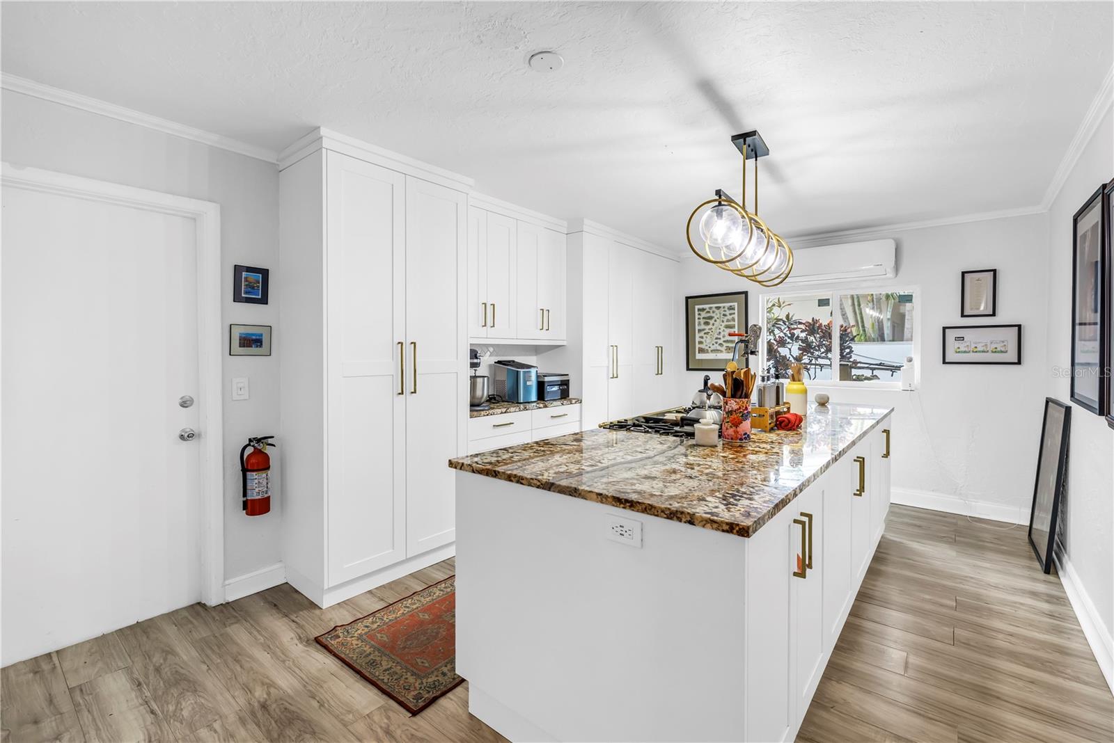 HOLIDAY PARK 3RD ADD - Residential