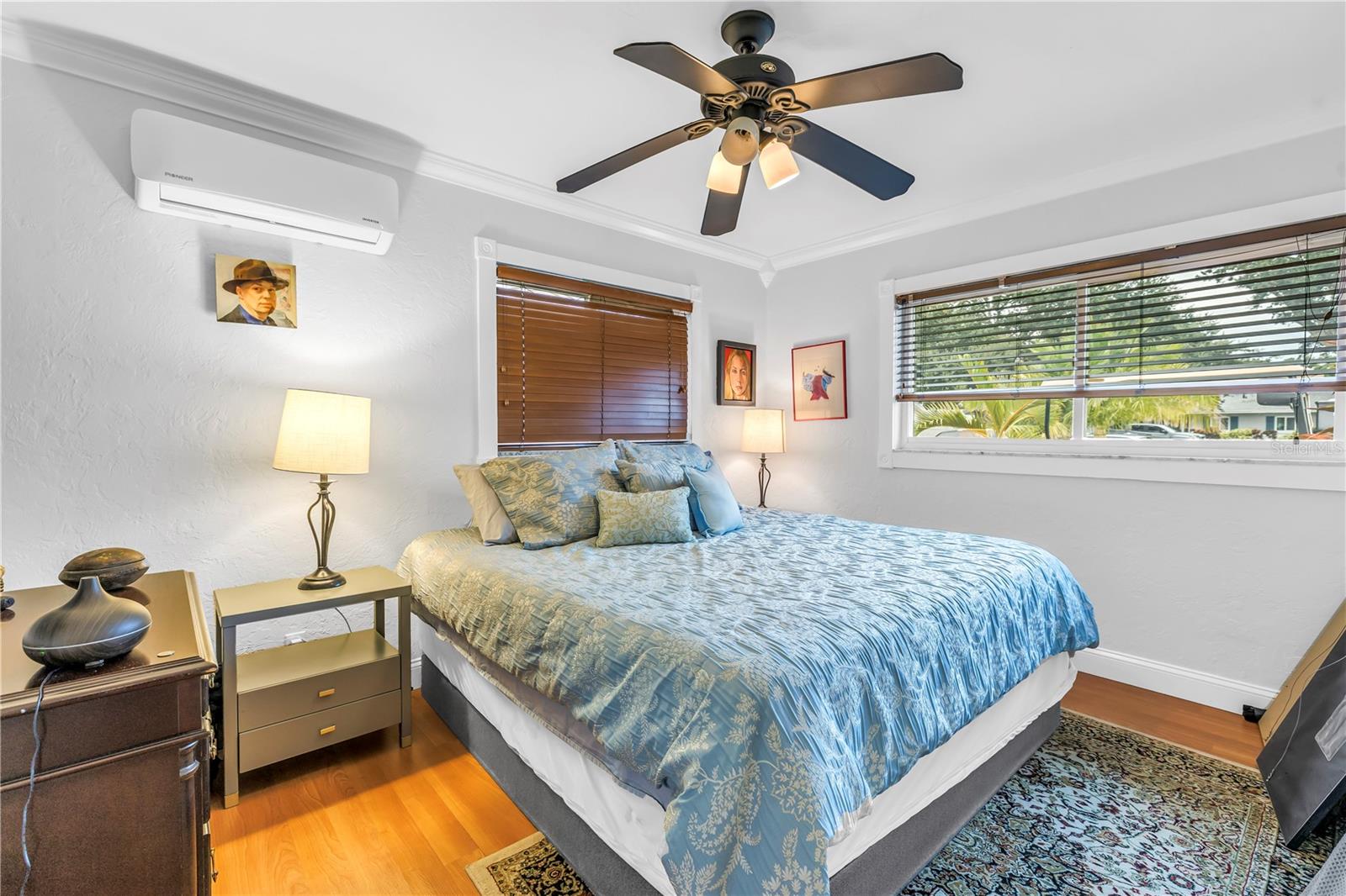 HOLIDAY PARK 3RD ADD - Residential