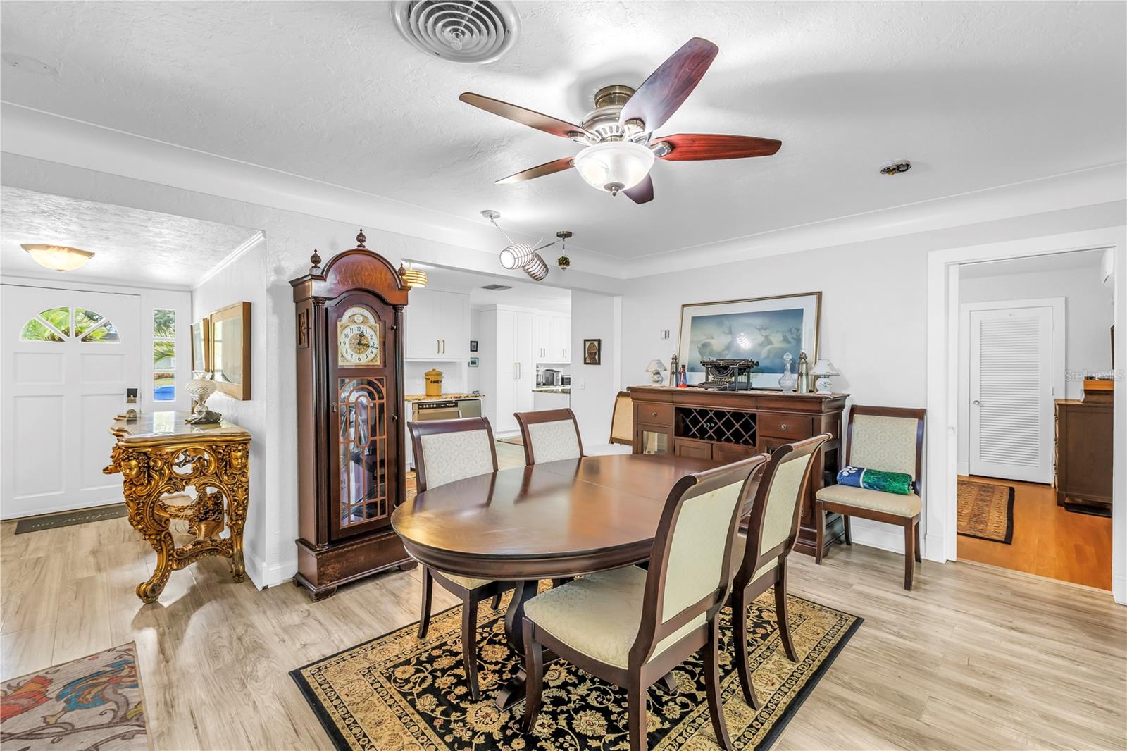 HOLIDAY PARK 3RD ADD - Residential