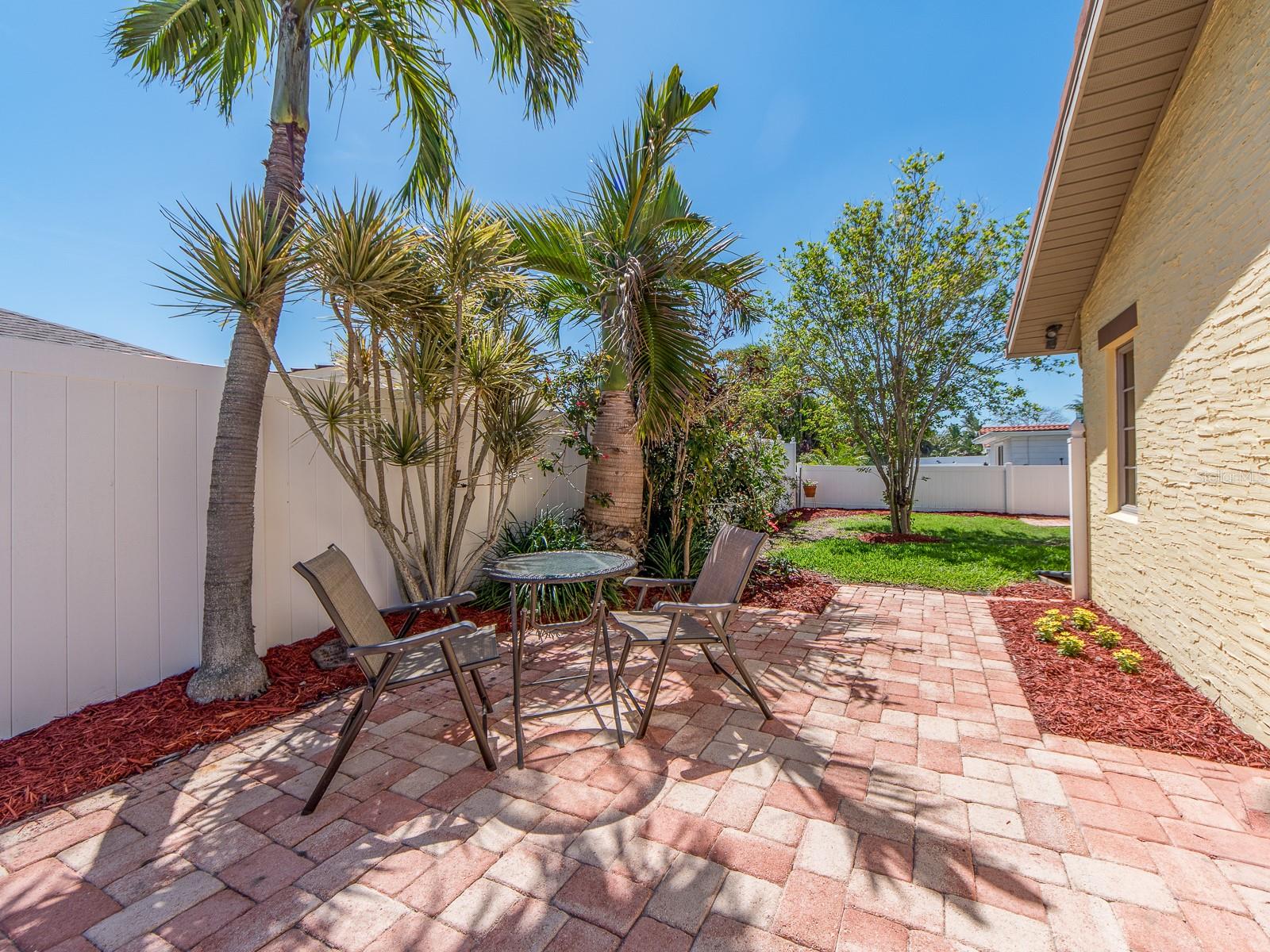 SOUTH CSWY ISLE YACHT CLUB 5TH ADD - Residential