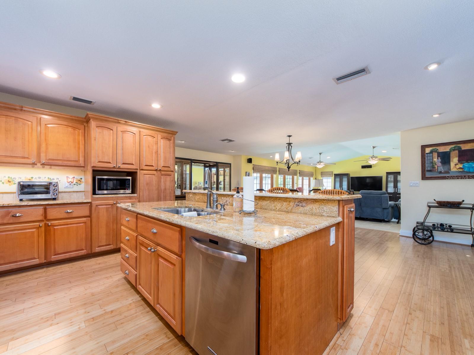 SOUTH CSWY ISLE YACHT CLUB 5TH ADD - Residential