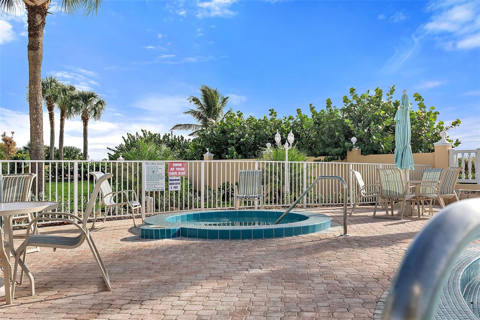 SILVER SANDS BEACH & RACQUET CLUB - Residential