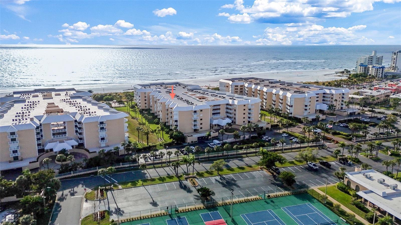 SILVER SANDS BEACH & RACQUET CLUB - Residential