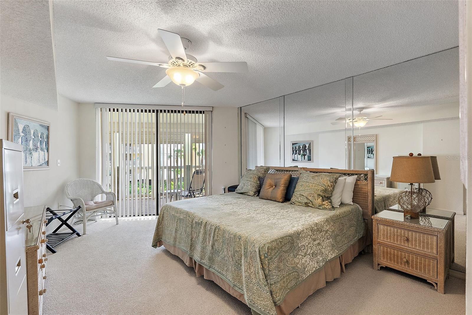 SILVER SANDS BEACH & RACQUET CLUB - Residential