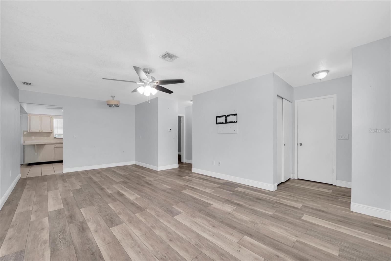 VENDOME VILLAGE - Residential