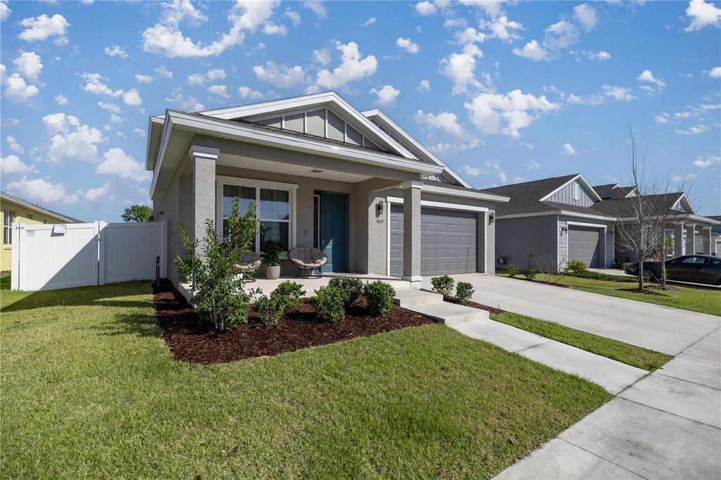 Photo of 7629 SW 63rd Lane Road, Ocala, FL 34474 (MLS # OM715030)