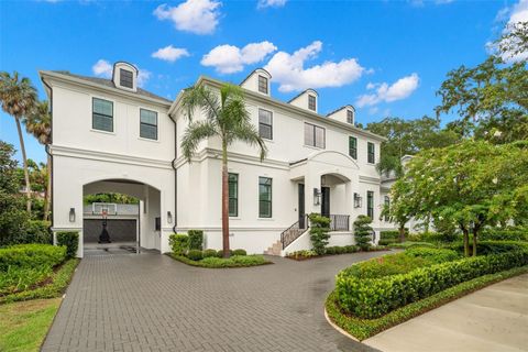 A home in TAMPA