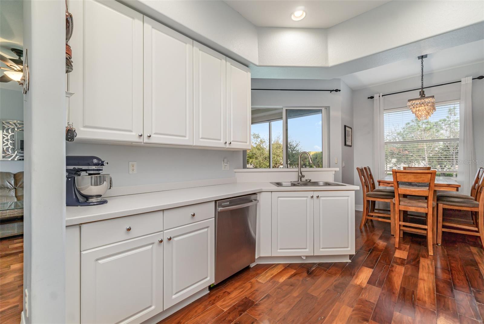 JONATHANS BAY CONDO PH 7 - Residential