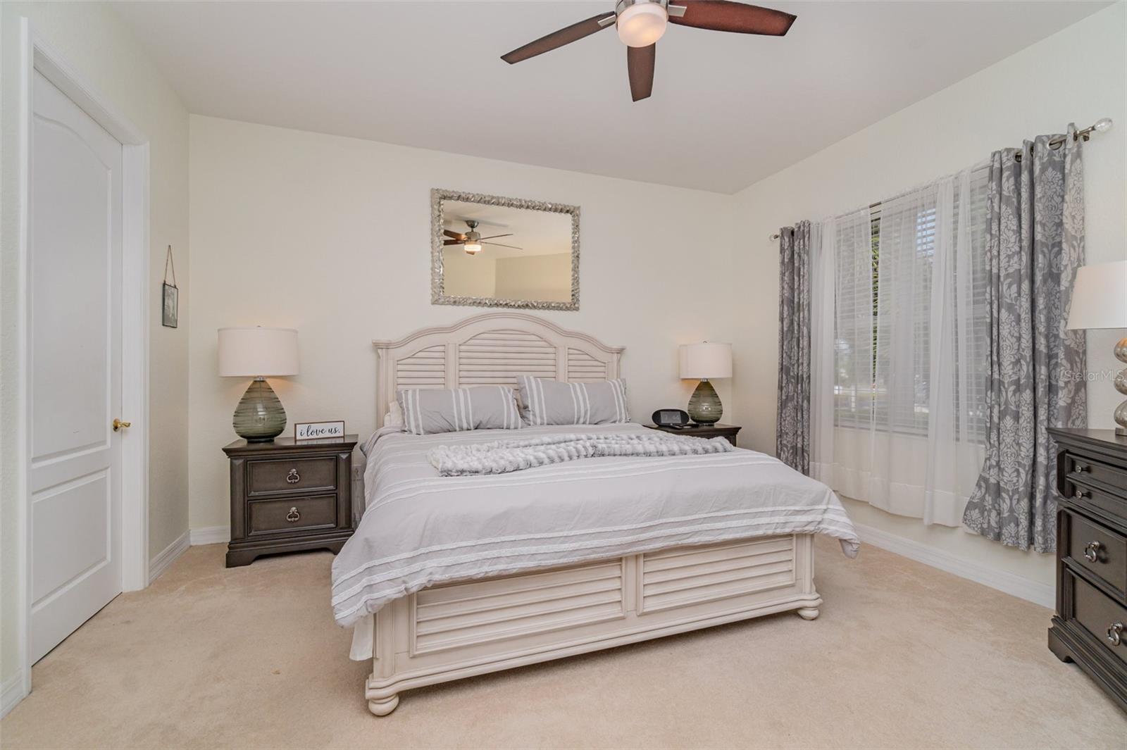 JONATHANS BAY CONDO PH 7 - Residential