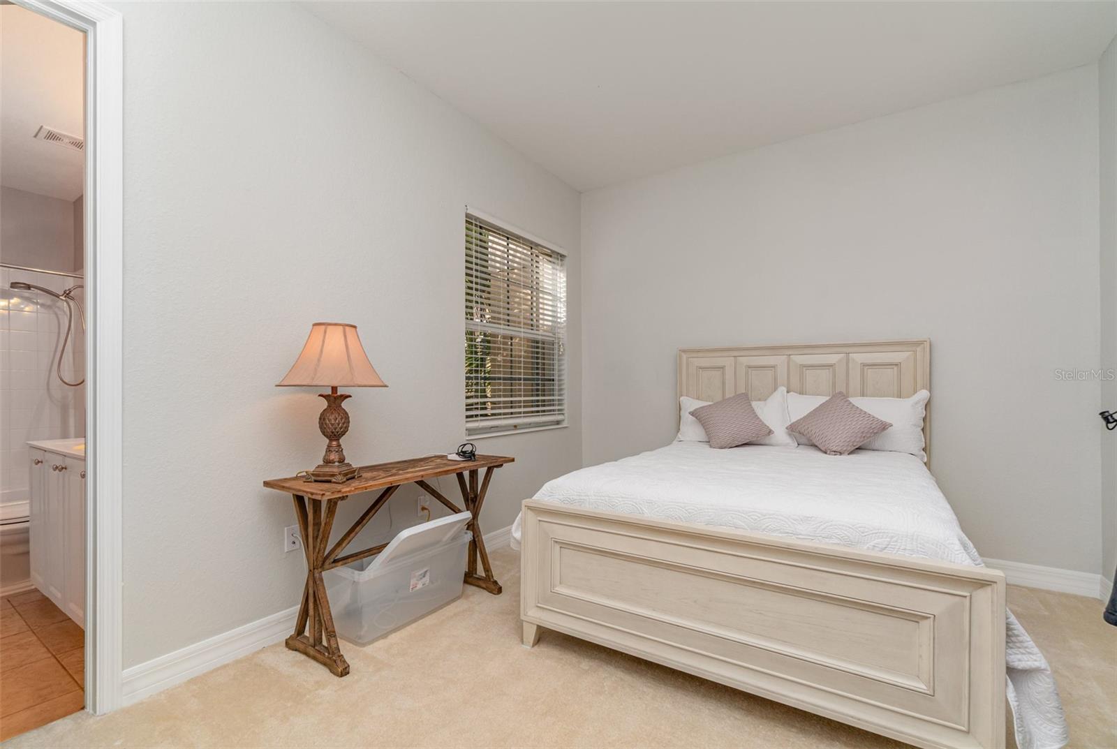 JONATHANS BAY CONDO PH 7 - Residential