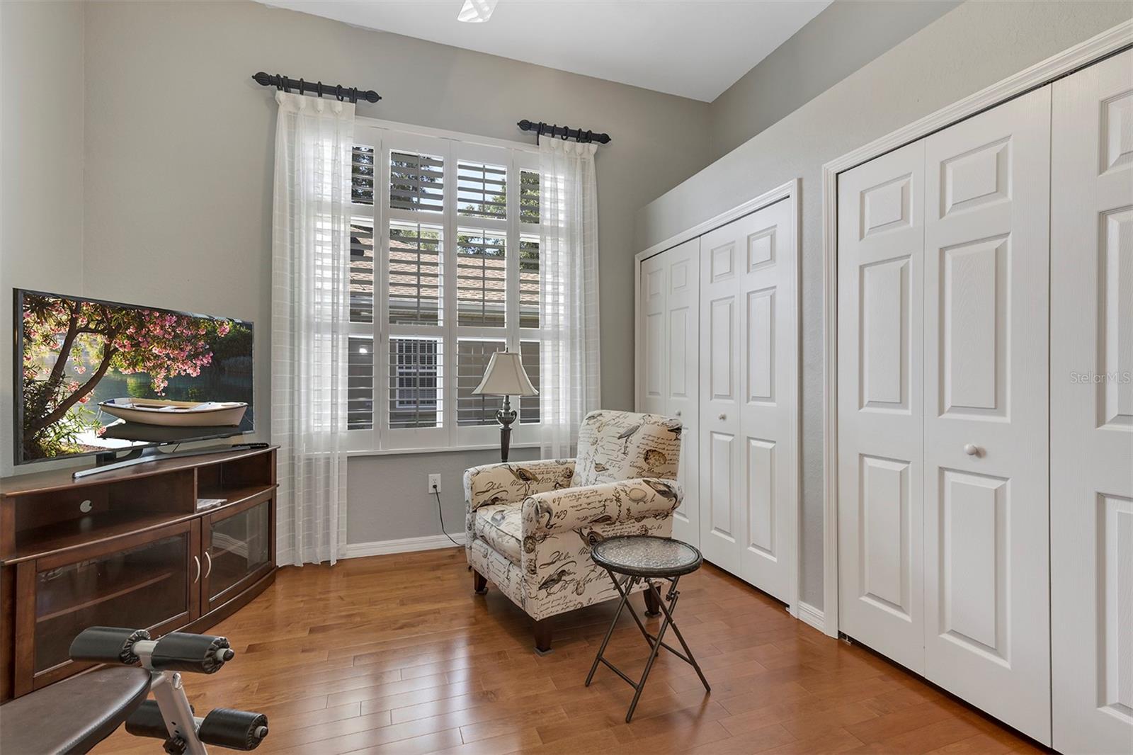 OAK RUN EAGLES POINT - Residential