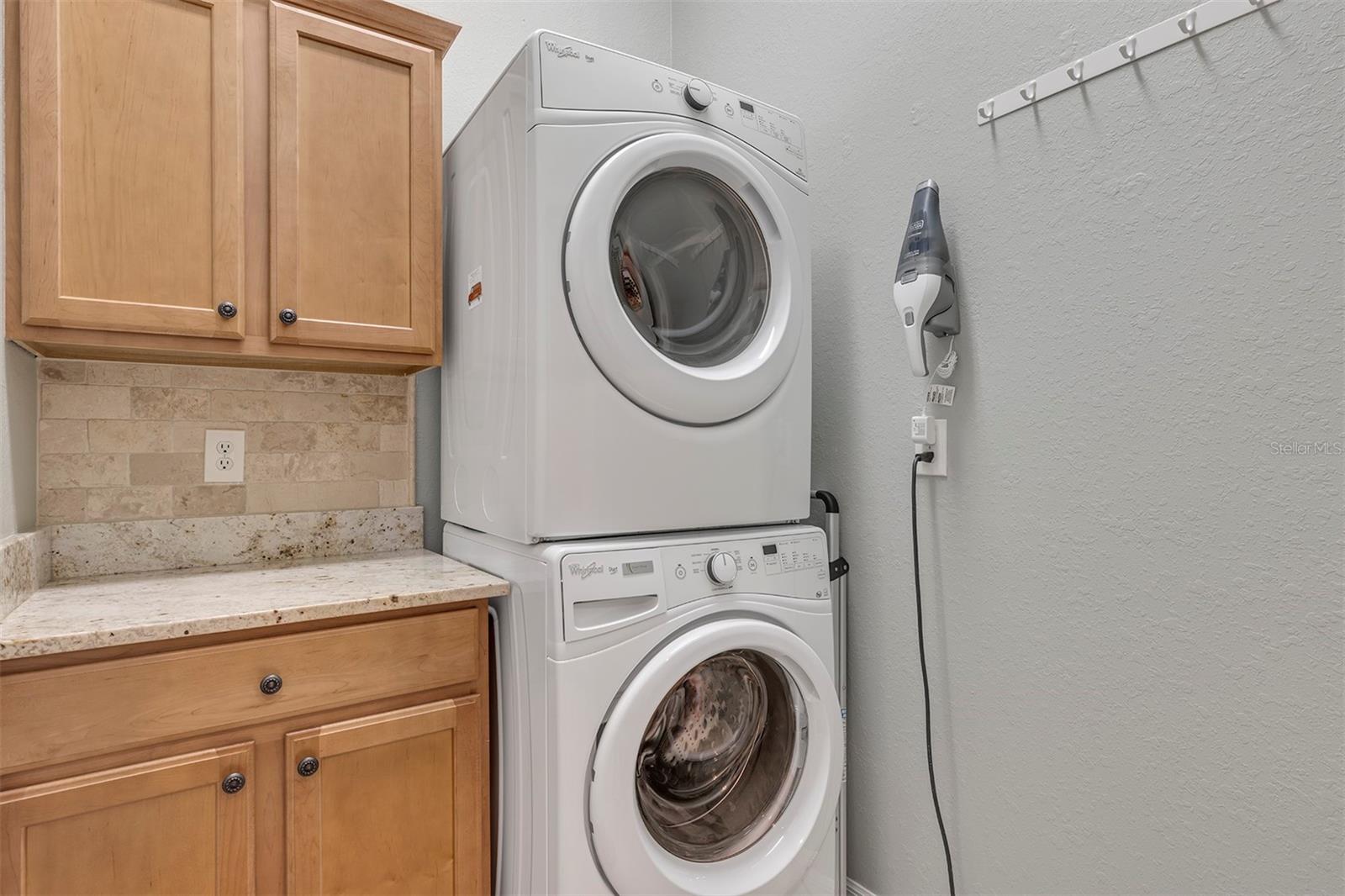 OAK RUN EAGLES POINT - Residential