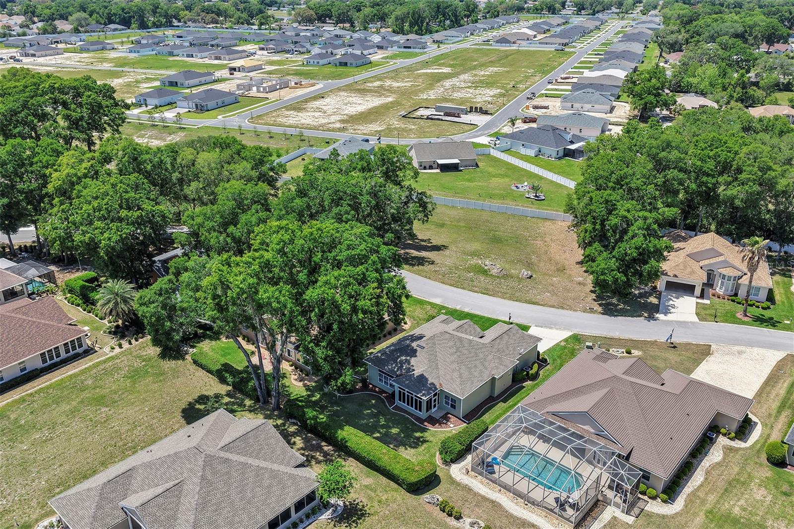 OAK RUN EAGLES POINT - Residential