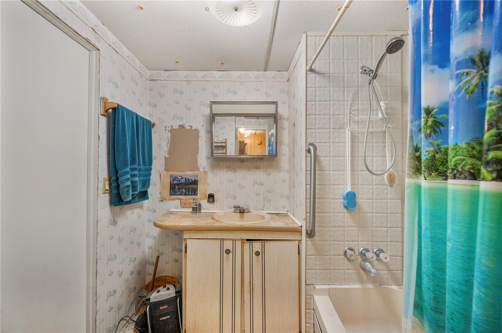 ANGUS VALLEY - Residential